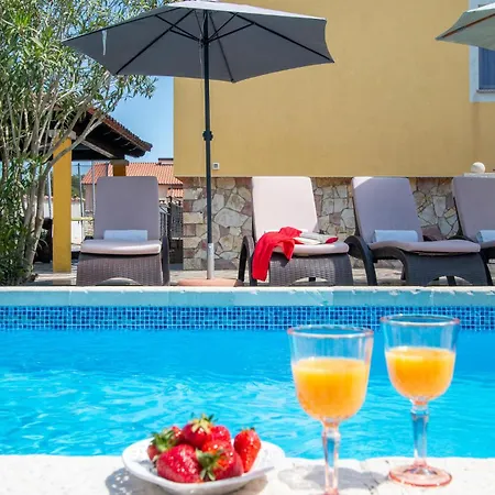 Gorgeous In Tatil Evi