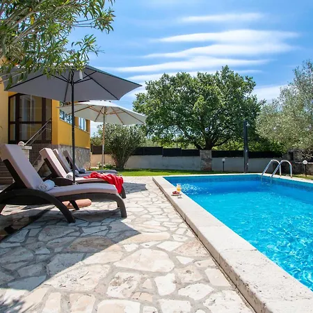 Gorgeous In Tatil Evi Svetvinčenat
