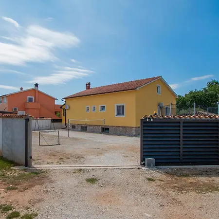 Gorgeous In Svetvinčenat